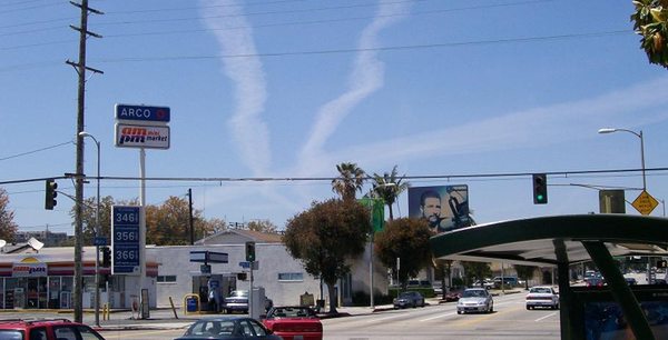 Los Angeles May 11, 2007 more chemtrails 